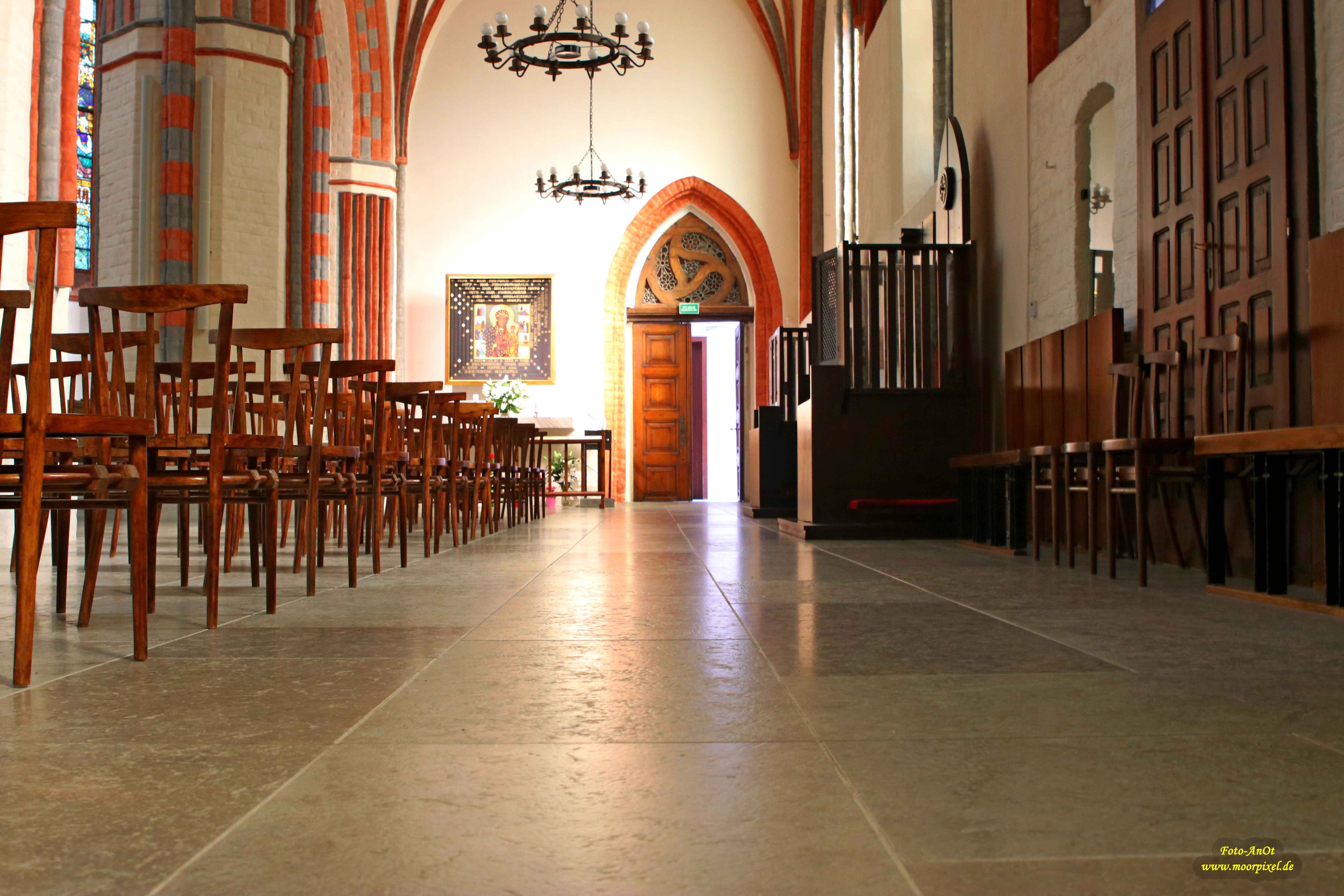 82_Kathedrale-Marienkirche-in-Coeslin-(-Polen-)-aus-dem-1300-Jahrhundert_AO_0370_web